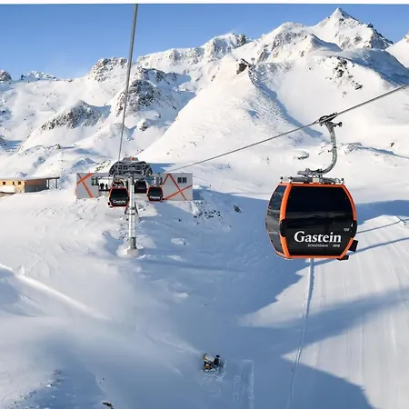 Апартаменты Winklers Gipfelblick Chalet, Inklusive Alpentherme - Ganzjaehrig, Gasteiner Bergbahn - Nur Sommer Бад Хофгаштайн